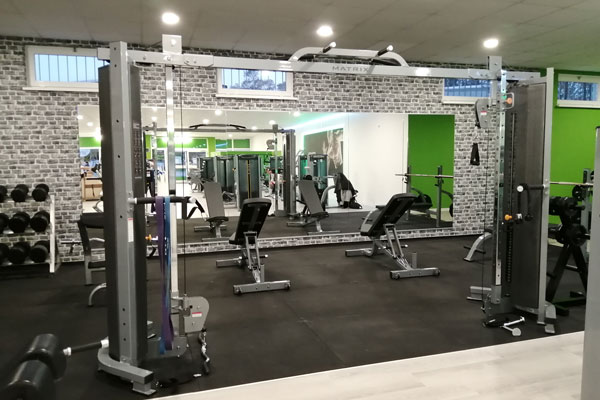 fitplus_Fitnessstudio Kahl Geraetetraining_2