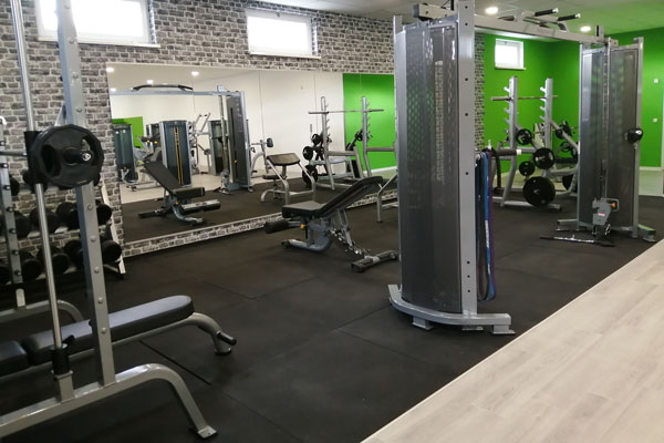 fitplus_Fitnessstudio Kahl Geraetetraining_4